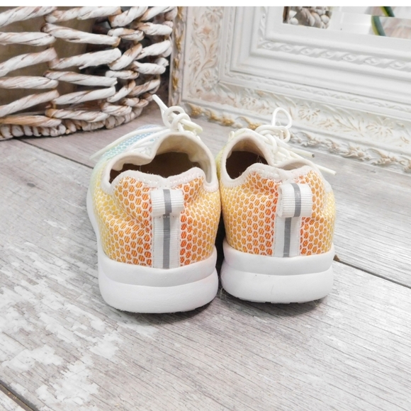 JESSICA SIMPSON WM 6 OMBRE FARAHH WARM UP SNEAKER - Picture 4 of 7